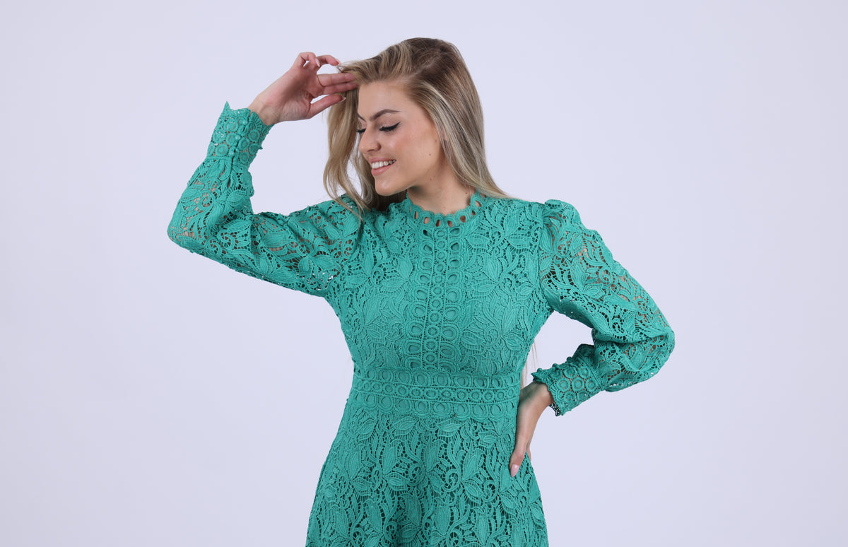 Green Lace long sleeved dress – S B Equestrian