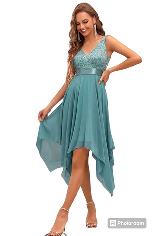 Blue lace chiffon sleeveless dress